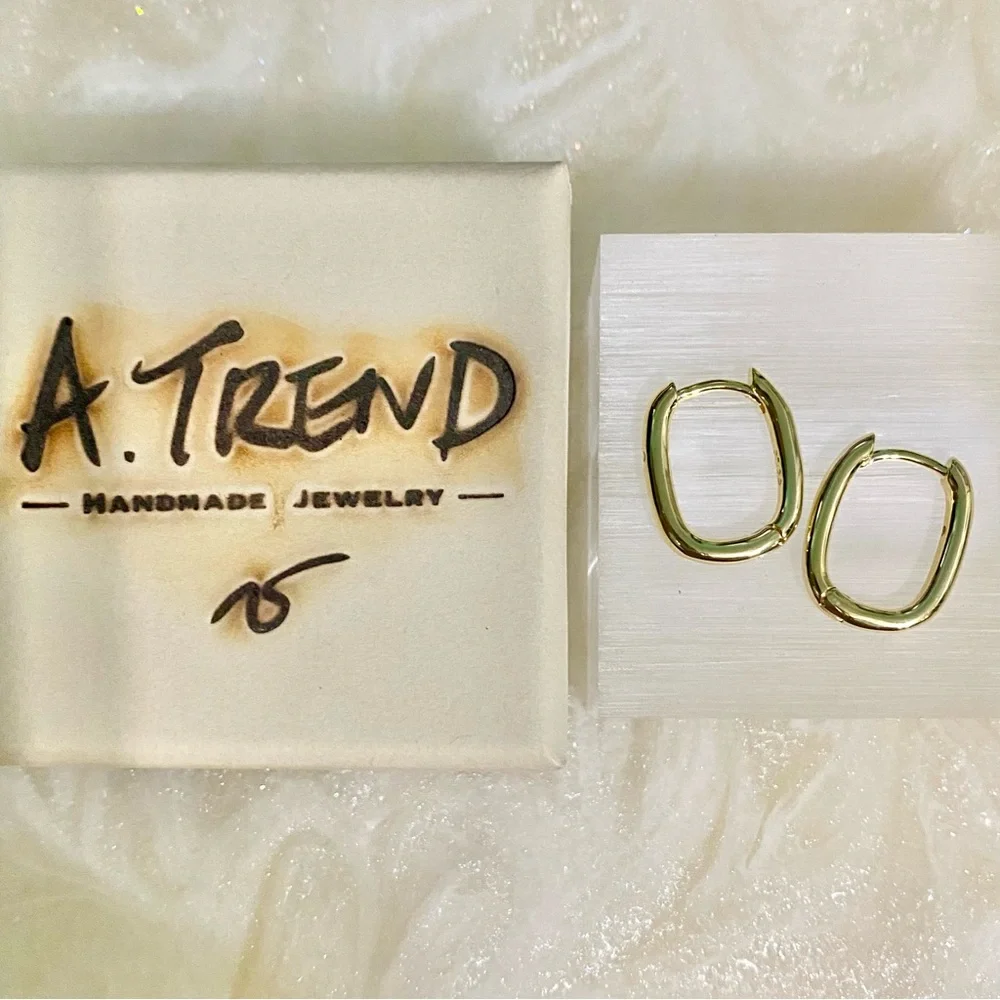 Elegant Gold S925 Hoop Earrings